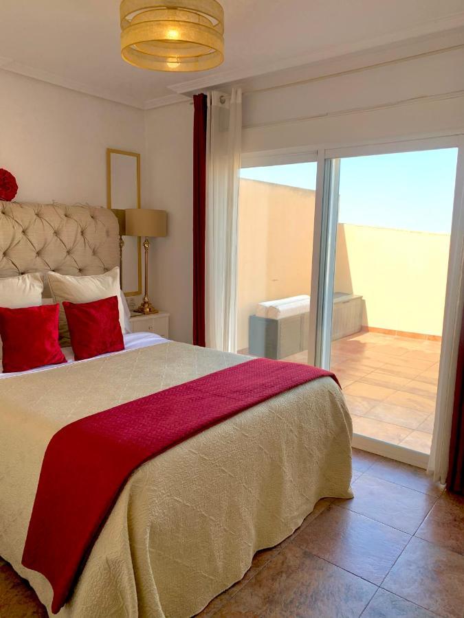 Atico Deluxe Entre Centro Y Playa Salinas Con Terraza, Wifi, Piscina Climatizada, Gym, Sauna Y Garaje -Smart Tv 滨海罗克塔斯 外观 照片