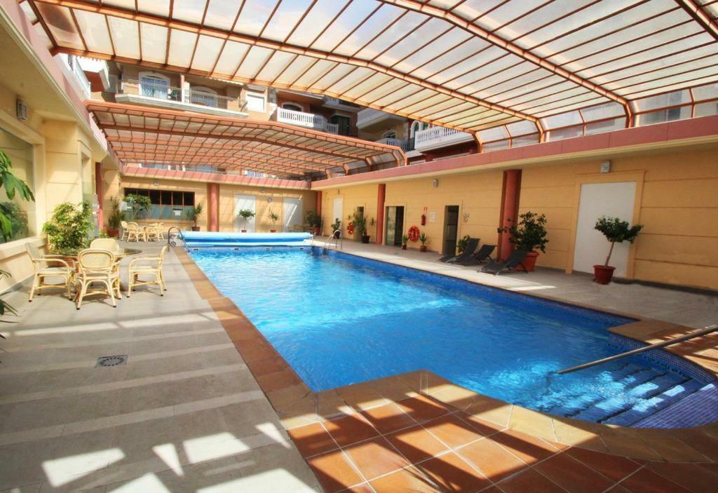 Atico Deluxe Entre Centro Y Playa Salinas Con Terraza, Wifi, Piscina Climatizada, Gym, Sauna Y Garaje -Smart Tv 滨海罗克塔斯 外观 照片